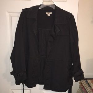 Dark gray Coldwater Creek trench